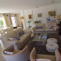 Living room and entrance